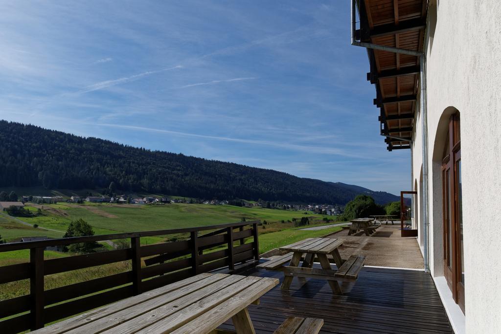 Hôtel Club Le Risoux Bois-dʼAmont Exterior foto