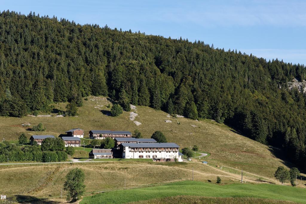 Hôtel Club Le Risoux Bois-dʼAmont Exterior foto