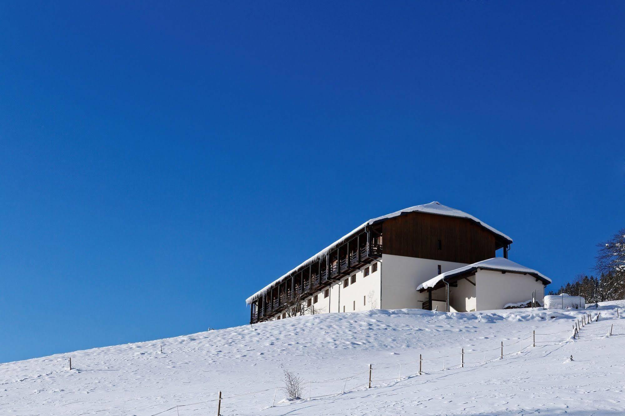 Hôtel Club Le Risoux Bois-dʼAmont Exterior foto